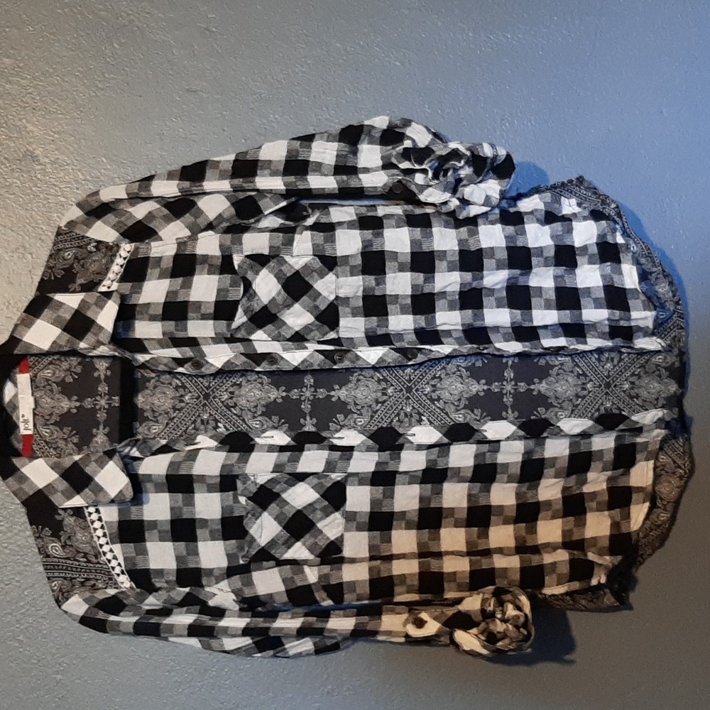 Jolt Black and White Checkered Button Up Shirt With Bandana Detailing